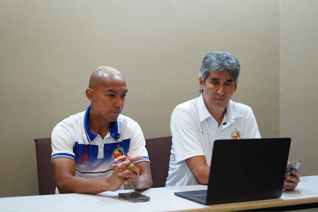 Novri Setiawan dan Teco (Foto: Semen Padang FC)